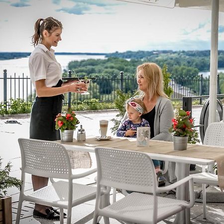 Hotel Starzynski Płock エクステリア 写真