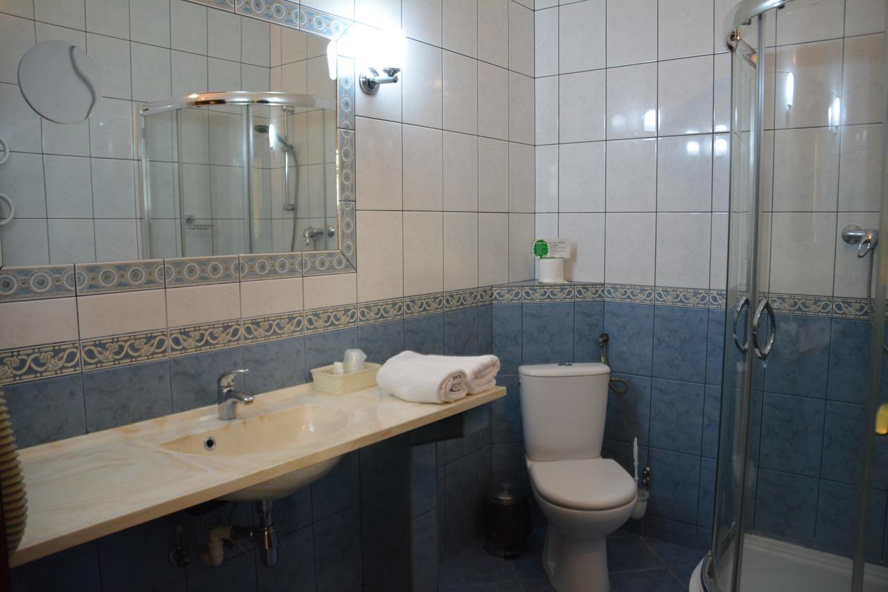 Hotel Starzynski Płock エクステリア 写真