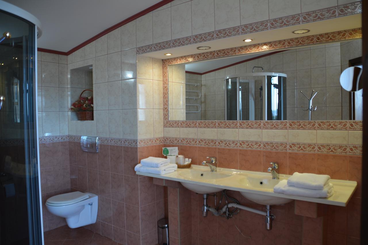 Hotel Starzynski Płock エクステリア 写真